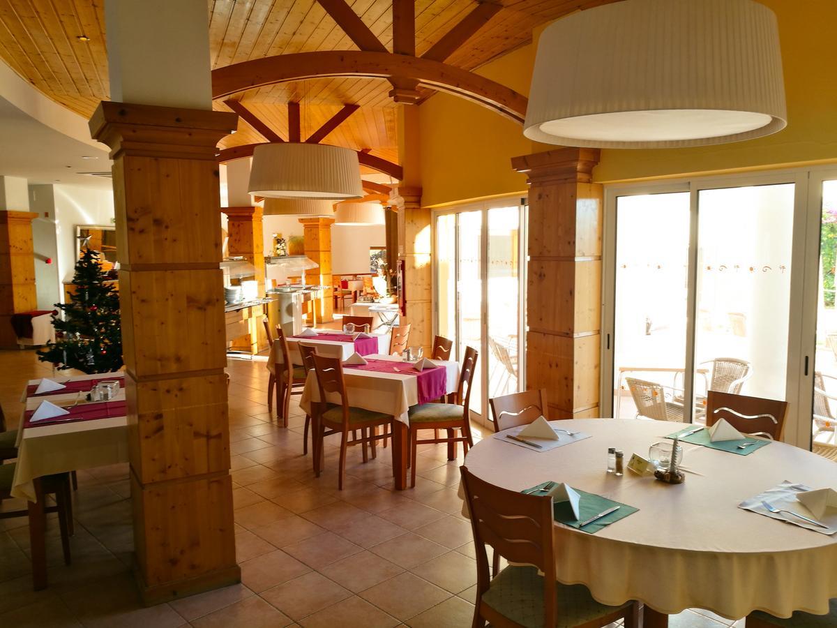 Club House Cvl Hotel Praia Da Luz Exterior photo