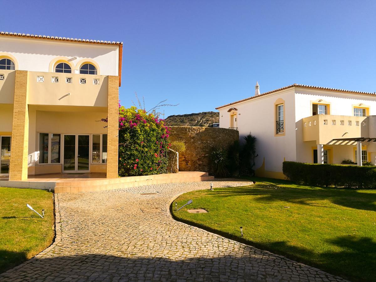 Club House Cvl Hotel Praia Da Luz Exterior photo