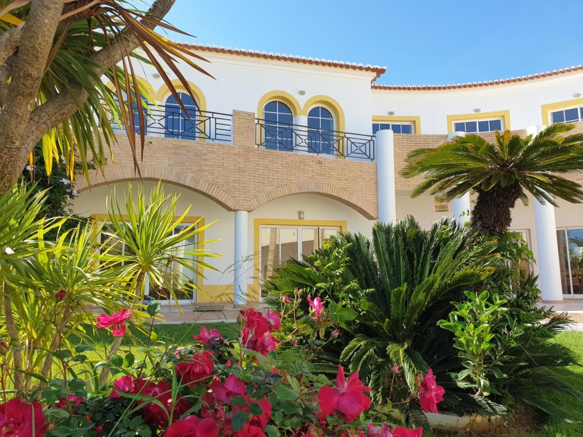 Club House Cvl Hotel Praia Da Luz Exterior photo